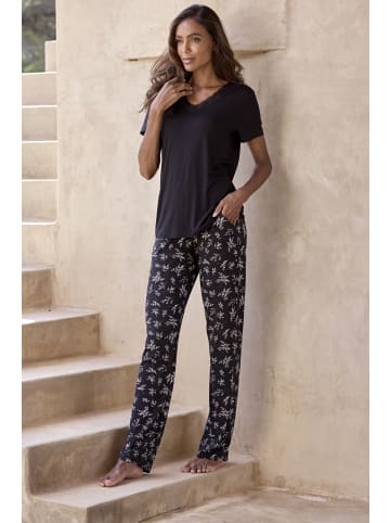 Vivance Active Pyjama in schwarz/creme-geblümt