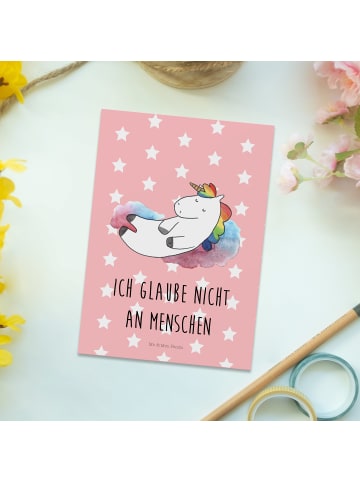 Mr. & Mrs. Panda Postkarte Einhorn Wolke 7 mit Spruch in Rot Pastell