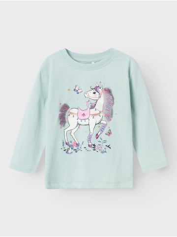 name it Langarmshirt NMFNYDELIG NREG LS TOP in ether