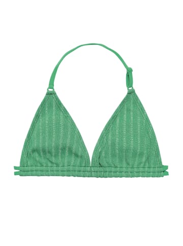 Protest " PRTTolove JR in Jardin Green