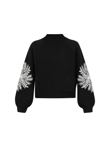 IZIA Women Sweater in black white