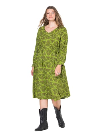 Studio Untold Midikleid in erbse