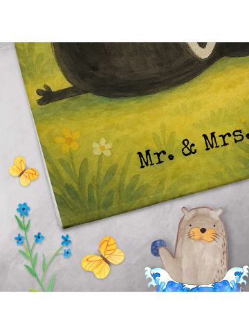 Mr. & Mrs. Panda Baumwollhandtuch Stinktier Sitzen Design ohne S... in Weiß