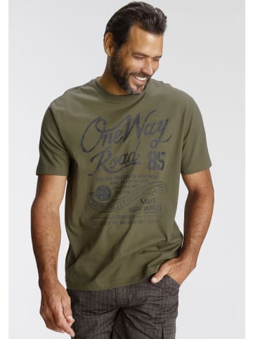 Man's World T-Shirt in Oliv