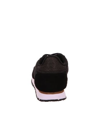 WODEN Klassischer Schnürschuh in schwarz