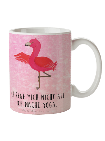 Mr. & Mrs. Panda Tasse Flamingo Yoga mit Spruch in Aquarell Pink