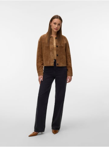 Vero Moda Jacke aus Wildleder in Tobacco Brown