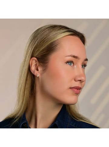 Adeliás Damen Ohrringe – Ohrstecker aus 925 Silber mit Süßwasserperle in silber