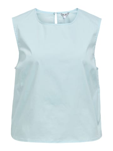 Object Oberteil in Winter Sky