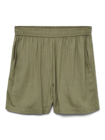 Vero Moda Shorts in Deep Lichen Green