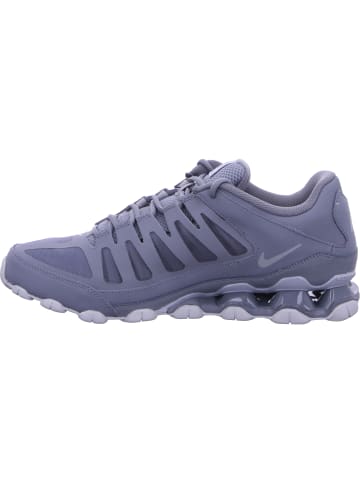 Nike Schnürschuh in grau
