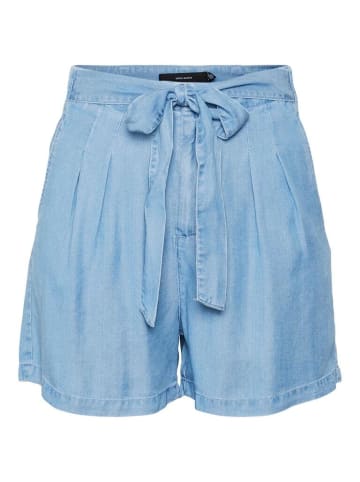 Vero Moda Short in Light Blue Denim