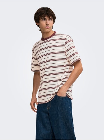 ONLY & SONS T-shirt in Antique White
