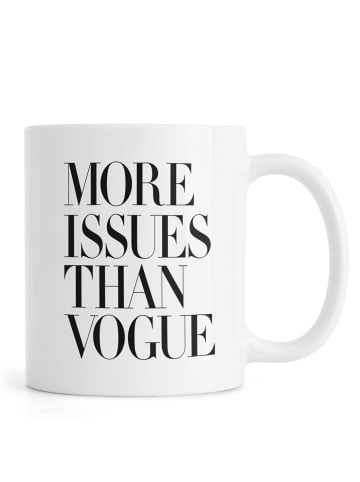 Juniqe Tasse "More Issues Than Vogue White" in Schwarz & Weiß