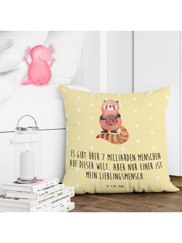 Mr. & Mrs. Panda kissen für sofa Roter Panda mit Spruch in Gelb Pastell