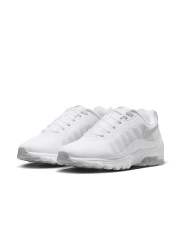Nike Sneaker Air in White/Metallic Silver
