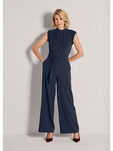 MADELEINE Eleganter Jumpsuit mit Stehkragen in marine