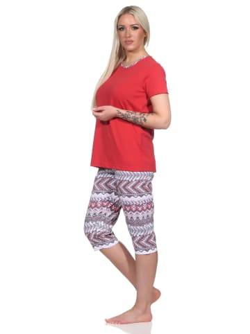 NORMANN kurzarm Schlafanzug Pyjama Caprihose Ethnolook in rot