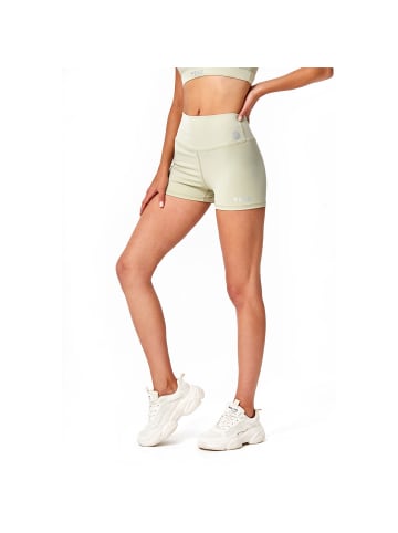 YEAZ CELEB Shorts in grün
