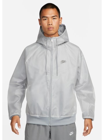 Nike Nike Windbreaker in particle grey/off noir