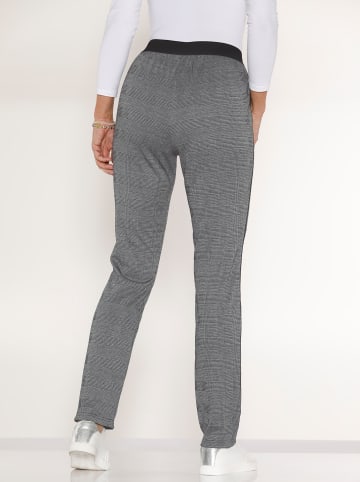 Sieh an! Wirkhose in grau-kariert