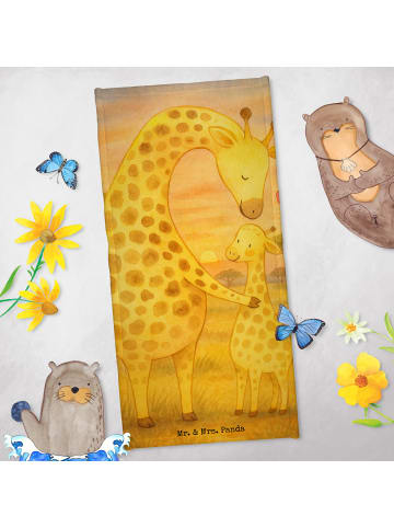 Mr. & Mrs. Panda Badetuch Giraffe Kind Design ohne Spruch in Weiß