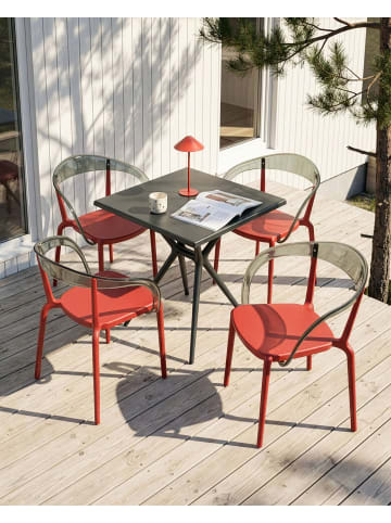 Beliani 4er-Set Esszimmerstuhl MALEVIZI in Rot/Transparent