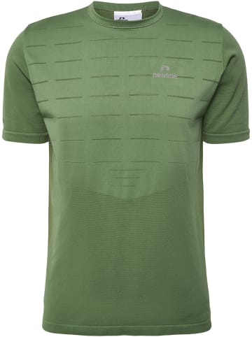 Newline Newline T-Shirt S/S Reflektierend Logo Nwlriverside Laufen Herren in FOUR LEAF CLOVER