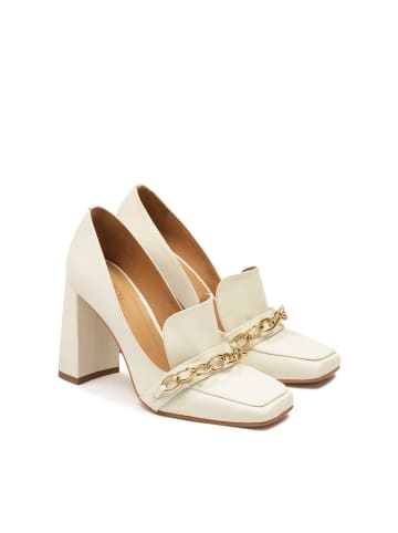 Kazar Pumps in Creme