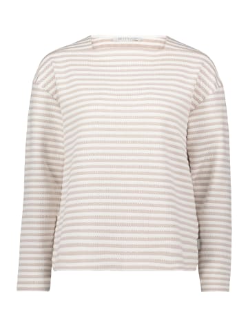 BETTY & CO Sweatshirt mit U-Boot-Ausschnitt in Camel/Cream