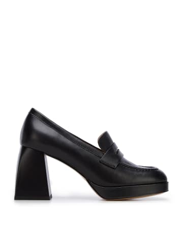 Wittchen Leather pumps in Black