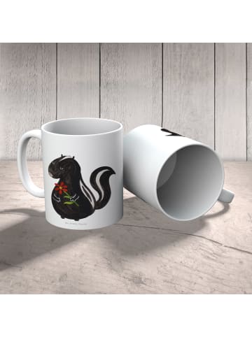 Mr. & Mrs. Panda Trinkbecher Stinktier Blume ohne Spruch in Weiß