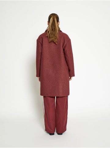 DESIRES Mantel in Apple Butter Brown