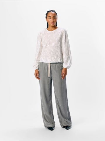 Object Bluse mit 3D-Blumenmuster und Ballonärmeln in Cloud Dancer