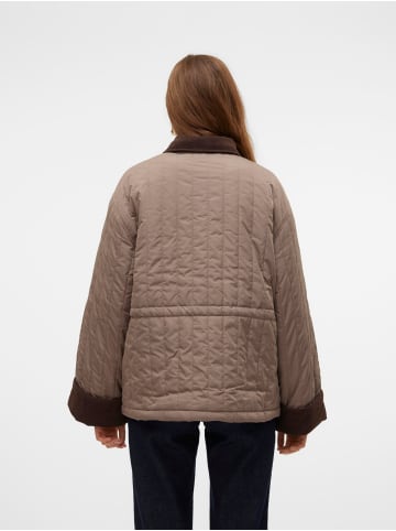 Vero Moda Steppjacke in Cinder