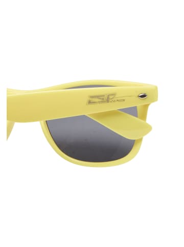 Glasses in yellow