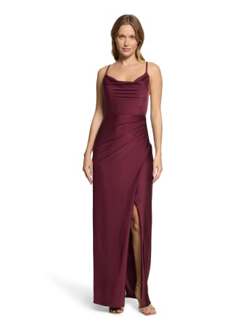 Vera Mont Abendkleid figurbetont in Deep Dahlia