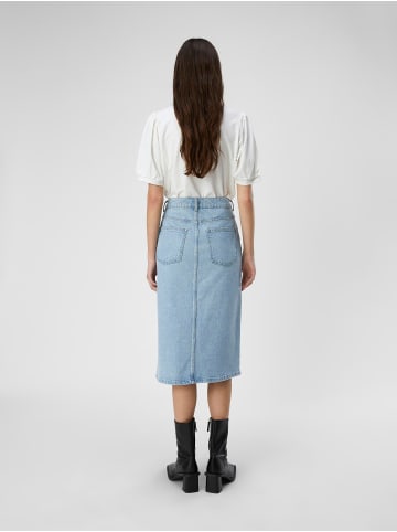 Object T-Shirt in Cloud Dancer