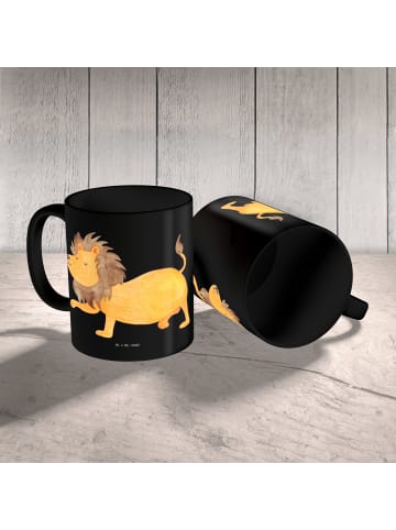 Mr. & Mrs. Panda Kaffeetasse Majestätischer Löwe mit Spruch in Schwarz