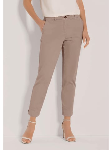 MADELEINE Chino-Hose mit Bügelfalten in taupe