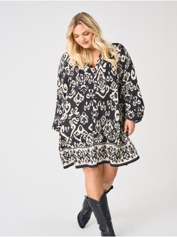 ONLY Carmakoma Kleid in Black