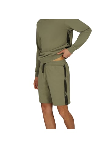 Emporio Armani Shorts in Grün