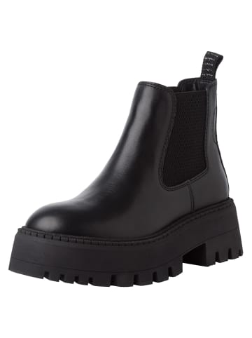 Tamaris Chelsea Boot in BLACK