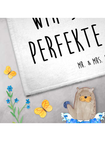 Mr. & Mrs. Panda Handtuch Milch Keks mit Spruch in Weiß