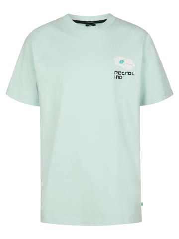 Petrol Industries T-Shirt mit grafischem Rückenprint Aguila in Grün