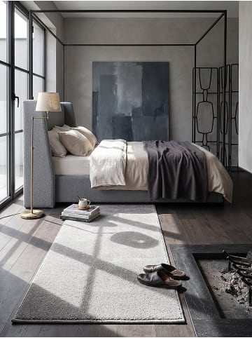 KADIMA DESIGN BORMIDA Hochflorteppich Silber 80x150 Uni Polypropylen Wohnzimmer in Silber