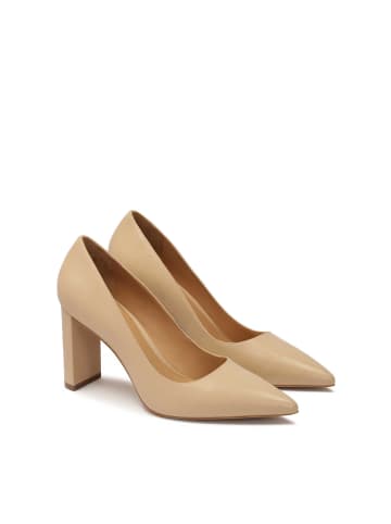 Kazar Pumps in Beige