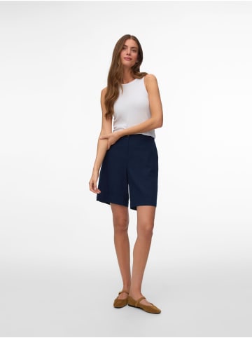 Vero Moda Bermuda Shorts in Navy Blazer