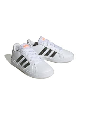 adidas Halbschuhe GRAND COURT 2.0 in ftwwht/ftwwht/scrora
