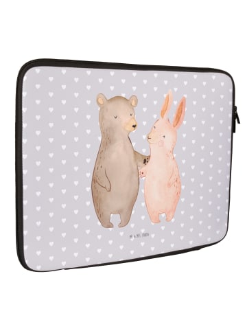 Mr. & Mrs. Panda Laptop Tasche Bär und Hase Umarmen ohne Spruch in Grau Pastell